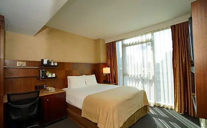 Wyndham Garden Chinatown