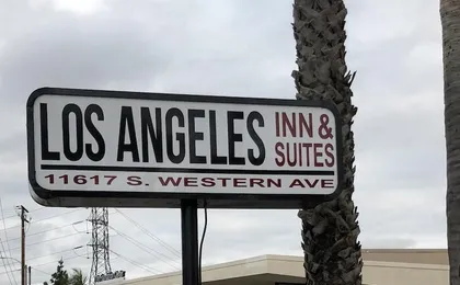 Los Angeles Inn & Suites LAX