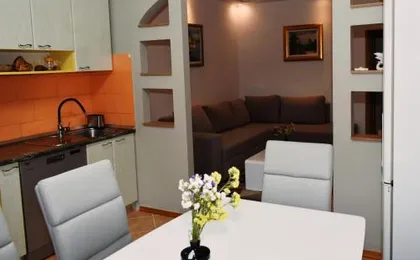 Luxury Rooftop Apartment with Terrace and Jacuzzi