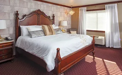 Hotel J Green Bay