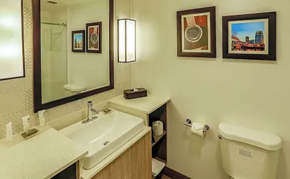 Country Inn & Suites by Radisson, Nashville Airport, TN
