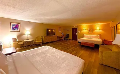 Presque Isle Hotel