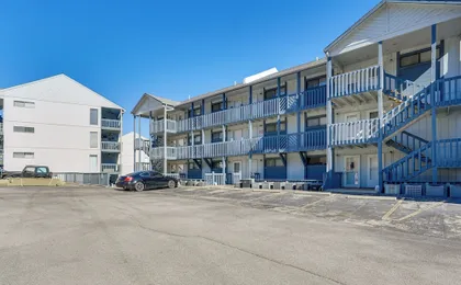 Pool + Boat Ramp Access: Lake of the Ozarks Escape