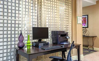 La Quinta Inn & Suites by Wyndham Ft. Lauderdale Plantation