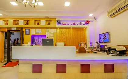 Hotel Glow Inn Paharganj-3 Mins Walk From New Delhi Railway Station