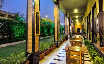 Pallavi Avida Hotel