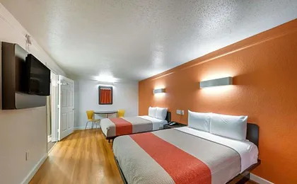 Motel 6-Dallas, TX - Farmers Branch