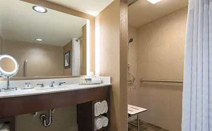 DoubleTree by Hilton Schenectady Downtown