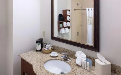 Hampton Inn & Suites Colorado Springs/I-25 South (H)