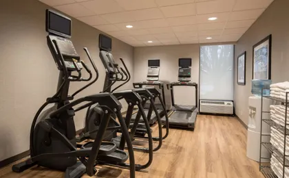 Drury Inn & Suites Columbus Dublin