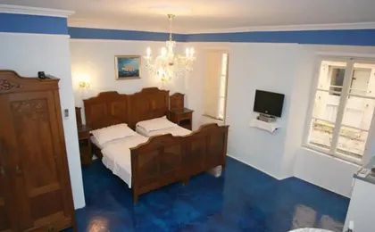 1 Bed - Sleeps 2 - Centre of Old Town W Wifi