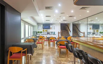 Hotel Leuka