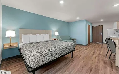 WoodSpring Suites Wilmington Riverfront