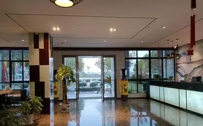 Elong ME Hotel (Hangzhou Huafeng Road Subway Station)