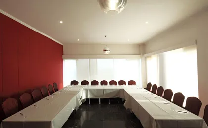 Palms Hotel & Convention Centre
