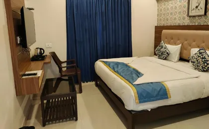 Hotel Sma Grand Inn
