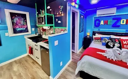 Gamezone With Pacma Arcade, Wifi, Free Parking