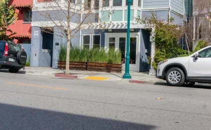 Pacific Blue Inn