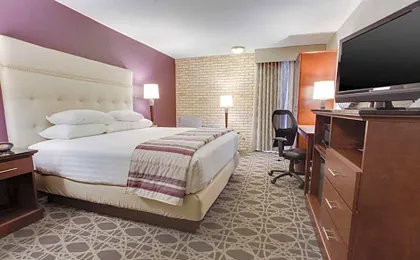 Drury Plaza Hotel San Antonio Airport