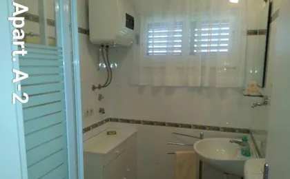 Apartmani A1 Marina, Okrug Gornji
