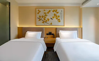 Theme Care U Well Hotel Chengdu East Railway Station 468