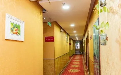 Chongqing Yuanjing Hotel (Xietaizi Metro Station Keyuan 4th Road Branch)