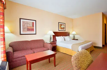 Holiday Inn Express & Suites Bourbonnais