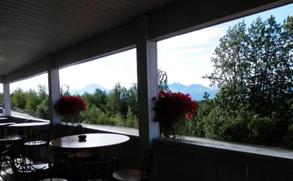 Grand View Inn & Suites