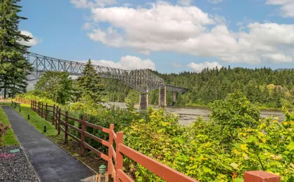 Best Western Plus Columbia River Inn