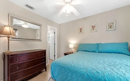 Byron's Beach House