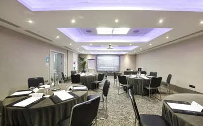 Gem Langham Court Hotel