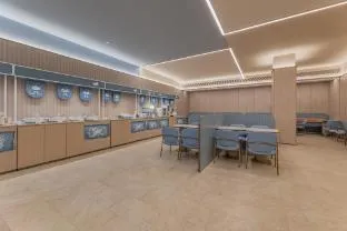 Hanting Hotel Shanghai Jiangwanzhen Metro Station