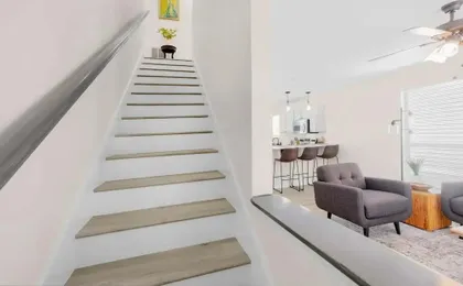 Cozy 2 Bed/1.5 Bath Duplex Just Blocks From Downtown Biloxi!