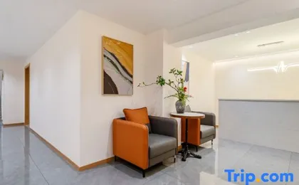 Mochu Homestay (Jiefangbei Pedestrian Street Eighteen Steps Store)