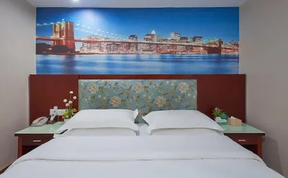 Kaiserdom Hotel China Plaza