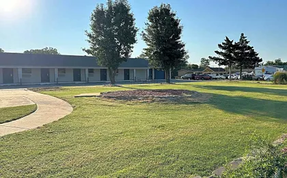 Regal Inn