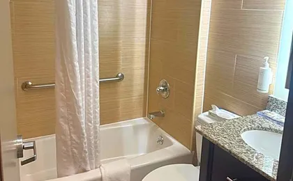 Days Inn by Wyndham Brooklyn Borough Park