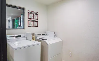 Motel 6 Jackson, MS