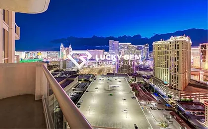 Lucky Gem Penthouse & Luxury Suites at MGM Signature Resort, Balcony Strip View 2605