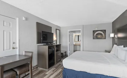 Baymont by Wyndham Orlando East