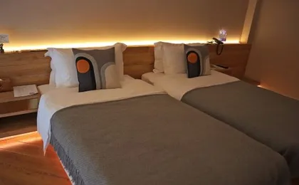 Peifu Residence Designer River - view Hotel
