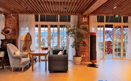 YZL Seaview Garden Vacation Hotel