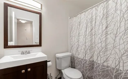 Stylish Getaway W/ Designer Touches - Free Bikes