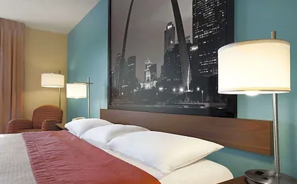 Super 8 by Wyndham Collinsville St. Louis