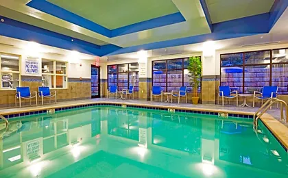 Holiday Inn Express & Suites Knoxville - Farragut by IHG