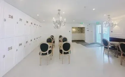 Hangzhou JZ Youth Hostel (West Lake Wulin Square Baoshan Bridge Metro Station Branch)