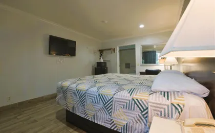 Welcome Inn Corona