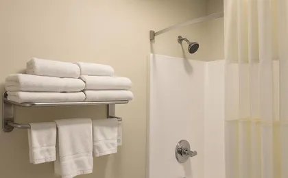 Boarders Inn & Suites Ashland City
