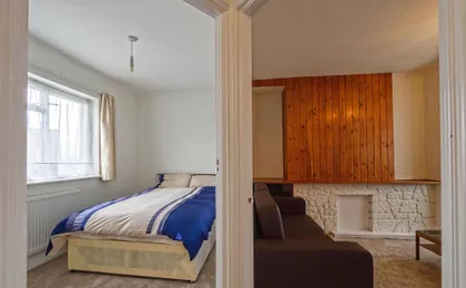 2 Bedroom Apt in Residential Locality