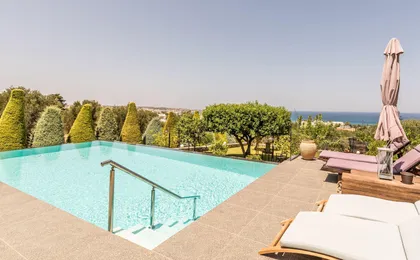 Luxury Villa Golden Crest with Private Swimming Pool
